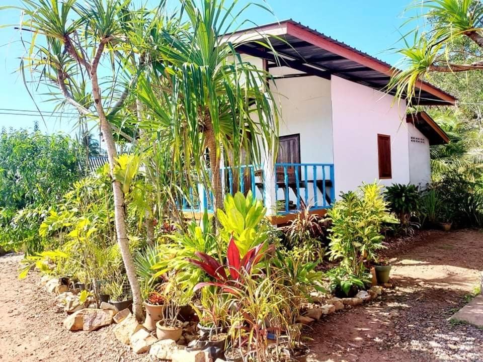 Blue Sky Bungalow Koh Jum Exterior foto